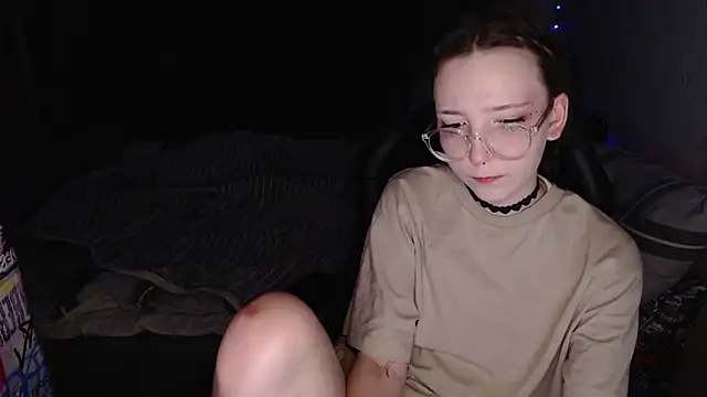 AmeliaKamishiro online show from 11.15.25