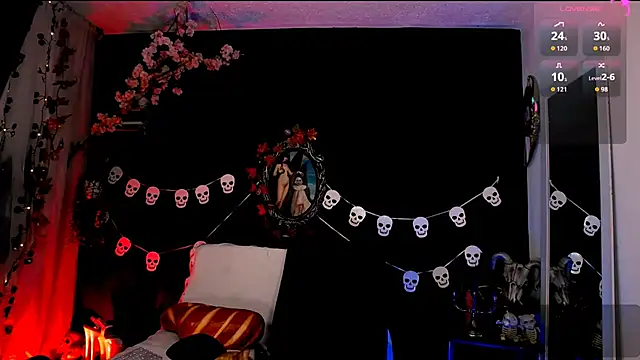 kitty roxy online show from 10.25.25