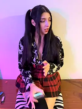 Felicia smok3 online show from 12.03.25