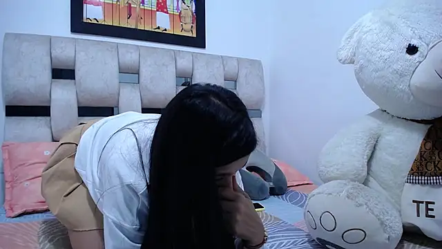 Alexxawinter online show from 04.28.26