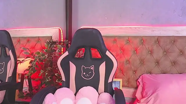  Linoshka 1 online show from 03.20.25