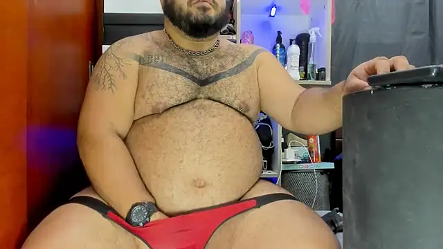 Latino bigcock online show from 02.11.25