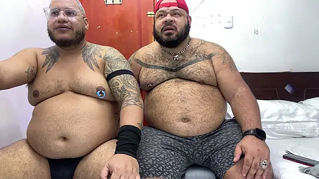 Latino bigcock online show from 11.13.25