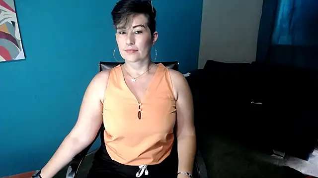 Sunny rayz  online show from 07.06.26