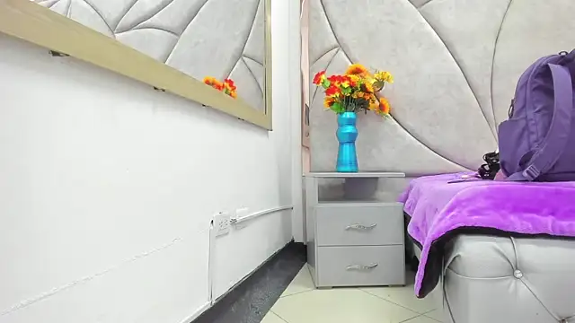 HornySlut69  online show from 12.04.25