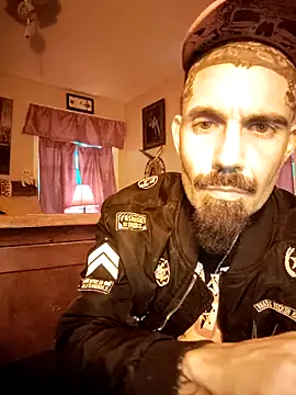 RoosterWabbit online show from 04.28.26