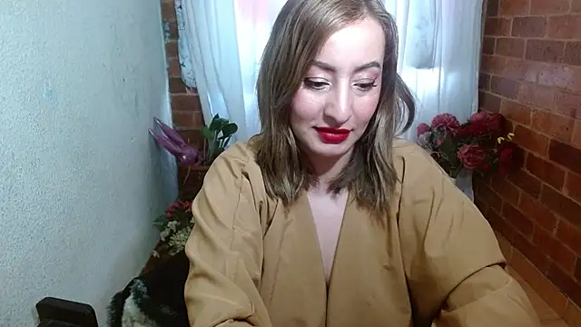 Snapshot of rashellroses22 chatting on 02.21.25 rashellroses22 online show from 02.21.25