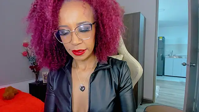 ScarlettMalbec online show from 01.05.26