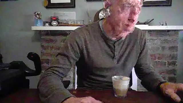 Snapshot of jiggy77777 chatting on 01.01.25 jiggy77777 online show from 01.01.25