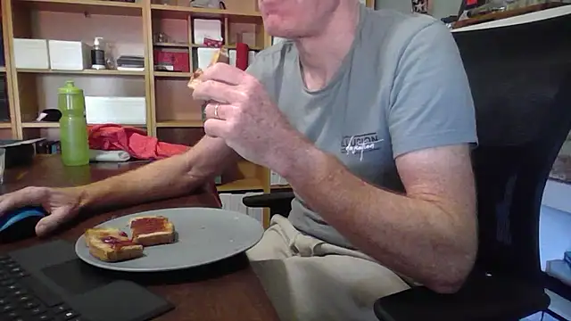 Snapshot of jiggy77777 chatting on 01.21.25 jiggy77777 online show from 01.21.25