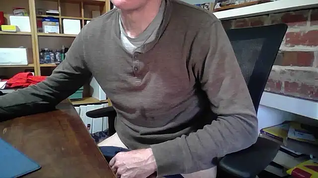 Snapshot of jiggy77777 chatting on 09.17.25 jiggy77777 online show from 09.17.25