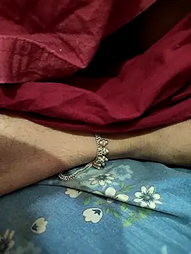 COUPLLE VILLAGE online show from 02.13.26