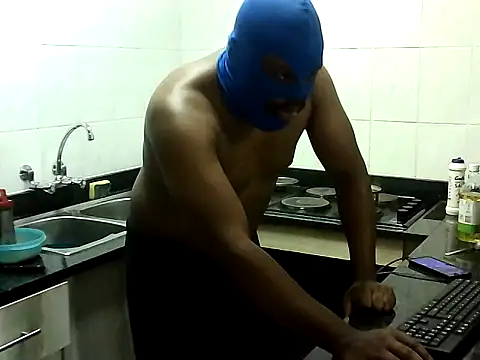 Snapshot of Yardie_bone chatting on 12.02.25 Yardie bone online show from 12.02.25