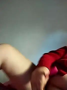 Snapshot of BustyBabyOfficial chatting on 12.28.24 BustyBabyOfficial online show from 12.28.24