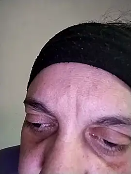 Snapshot of BustyBabyOfficial chatting on 03.10.25 BustyBabyOfficial online show from 03.10.25