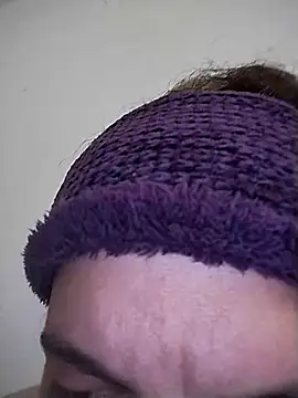 Snapshot of BustyBabyOfficial chatting on 10.13.25 BustyBabyOfficial online show from 10.13.25