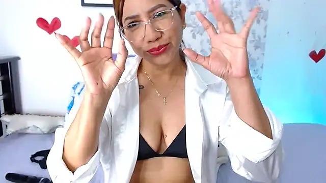 vanessa cute1 online show from 02.22.25