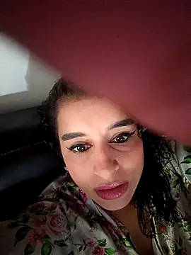 Snapshot of Alizon_1 chatting on 11.30.25 Alizon 1 online show from 11.30.25