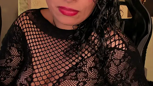 Snapshot of Alizon_1 chatting on 12.04.25 Alizon 1 online show from 12.04.25