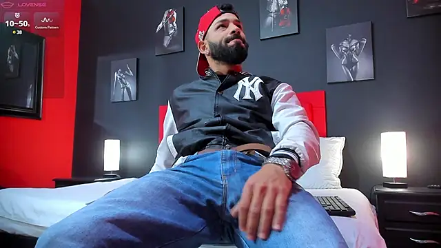 Thiagogomez online show from 01.03.25