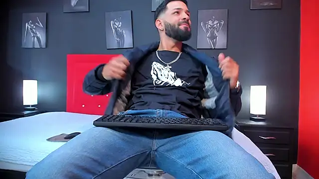 Thiagogomez online show from 01.10.25