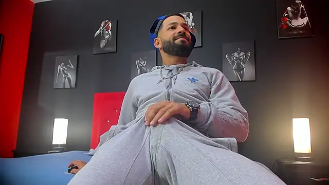 Thiagogomez online show from 02.20.25