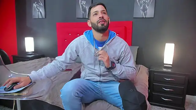 Thiagogomez online show from 10.02.25