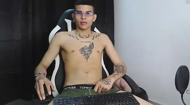 hot king20 online show from 03.18.25