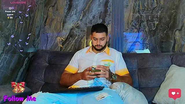 Snapshot of Andrew_Brown chatting on 12.15.24 Andrew Brown online show from 12.15.24