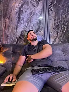 Snapshot of Andrew_Brown chatting on 01.22.25 Andrew Brown online show from 01.22.25