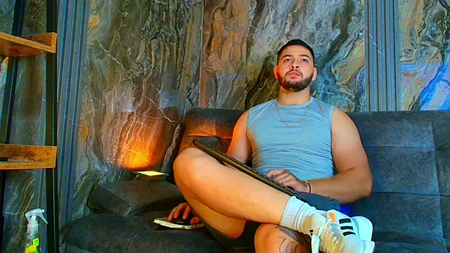 Snapshot of Andrew_Brown chatting on 01.30.25 Andrew Brown online show from 01.30.25