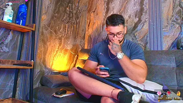 Snapshot of Andrew_Brown chatting on 02.14.25 Andrew Brown online show from 02.14.25