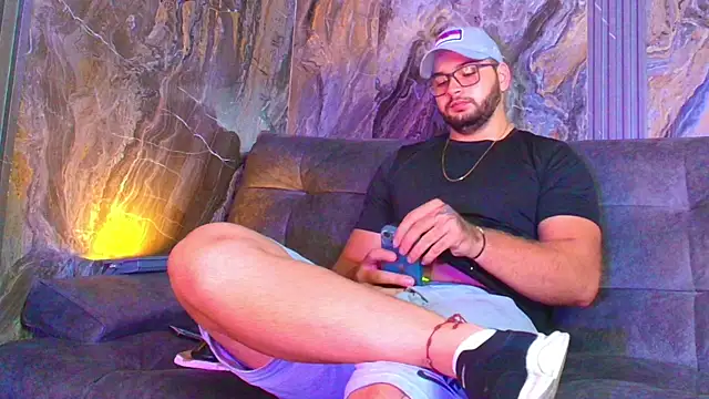 Snapshot of Andrew_Brown chatting on 02.17.25 Andrew Brown online show from 02.17.25