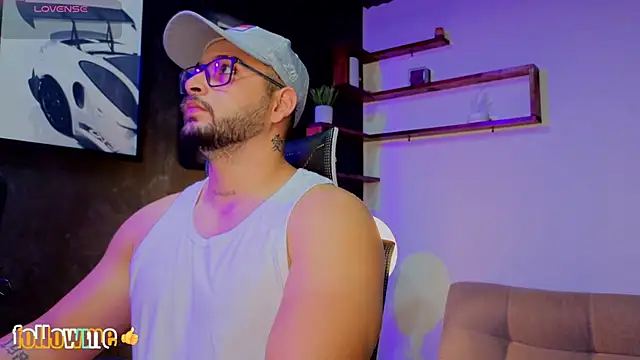 Snapshot of Andrew_Brown chatting on 09.16.25 Andrew Brown online show from 09.16.25