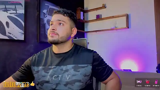 Snapshot of Andrew_Brown chatting on 09.23.25 Andrew Brown online show from 09.23.25