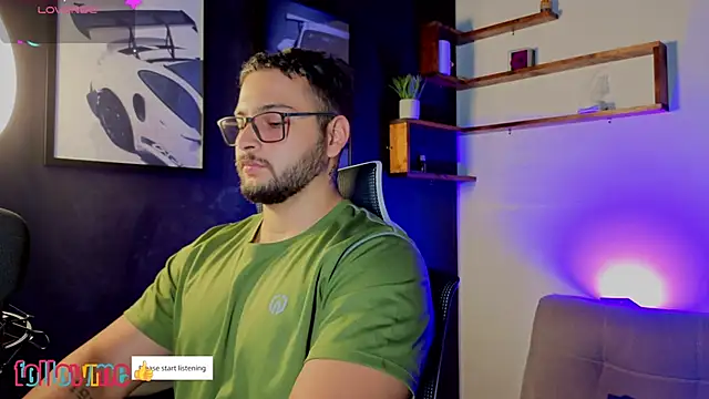 Snapshot of Andrew_Brown chatting on 10.14.25 Andrew Brown online show from 10.14.25