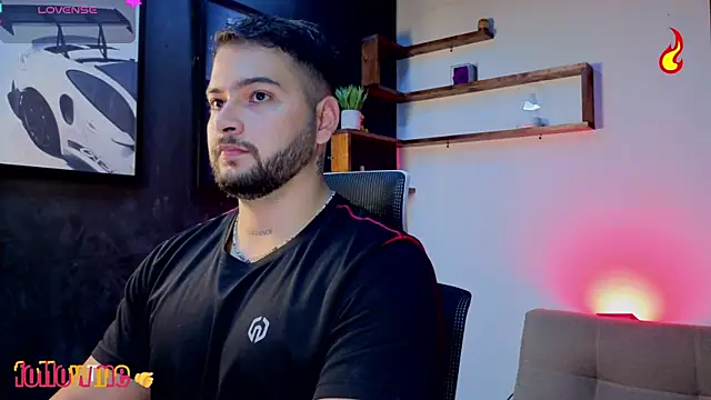 Snapshot of Andrew_Brown chatting on 11.16.25 Andrew Brown online show from 11.16.25