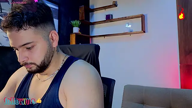 Snapshot of Andrew_Brown chatting on 11.17.25 Andrew Brown online show from 11.17.25