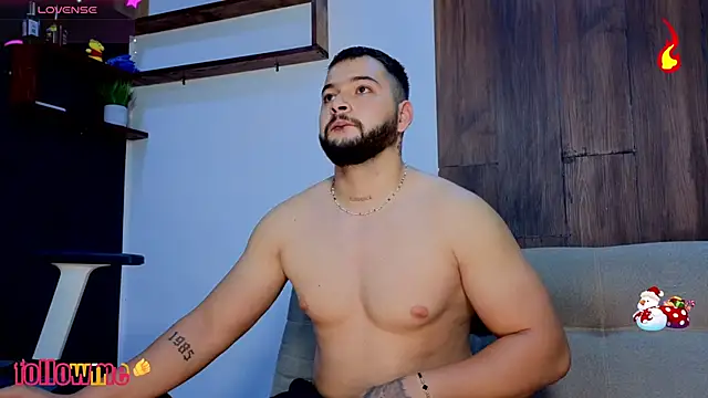 Snapshot of Andrew_Brown chatting on 12.15.25 Andrew Brown online show from 12.15.25