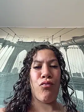 Bigbuttbrooklynn online show from 04.28.26