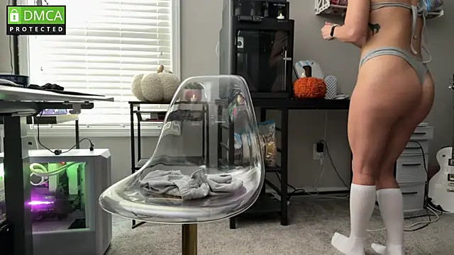 Cosmic Rose online show from 11.08.25