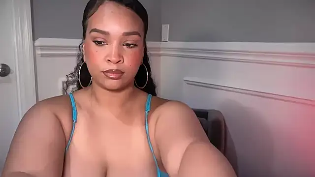SashaEstrella online show from 07.23.26