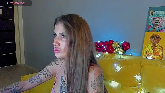 Snapshot of Patricia_Cox chatting on 12.14.24 Patricia Cox online show from 12.14.24