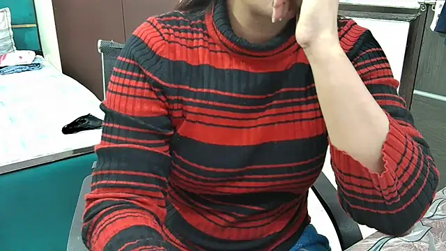 bhabhisexxy 880 online show from 12.21.25