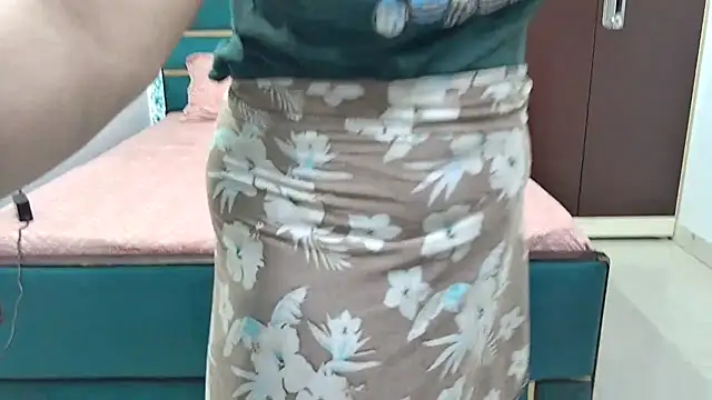 bhabhisexxy 880 online show from 06.25.26