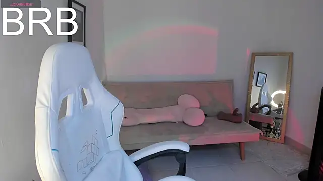 sweet pink  online show from 05.09.26