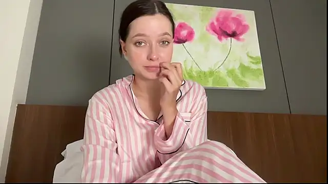 Snapshot of _liatris_ chatting on 12.09.24  liatris  online show from 12.09.24