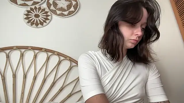 Snapshot of _liatris_ chatting on 12.12.24  liatris  online show from 12.12.24