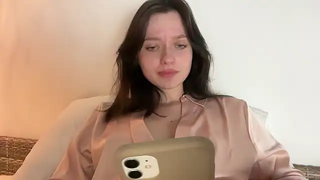 Snapshot of _liatris_ chatting on 12.26.24  liatris  online show from 12.26.24