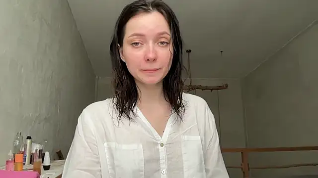 Snapshot of _liatris_ chatting on 01.24.25  liatris  online show from 01.24.25